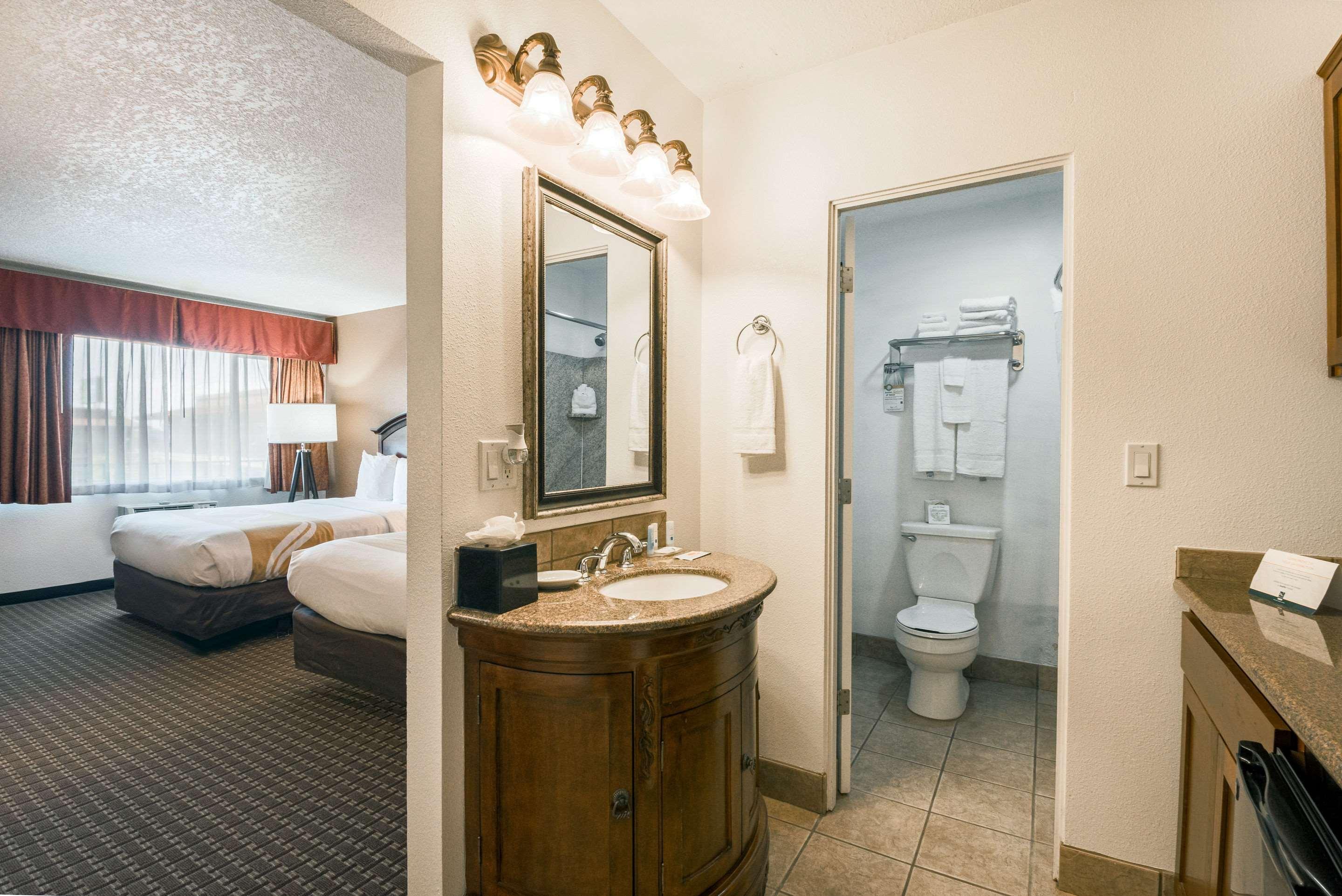 Quality Inn & Suites Airport Portland Eksteriør bilde