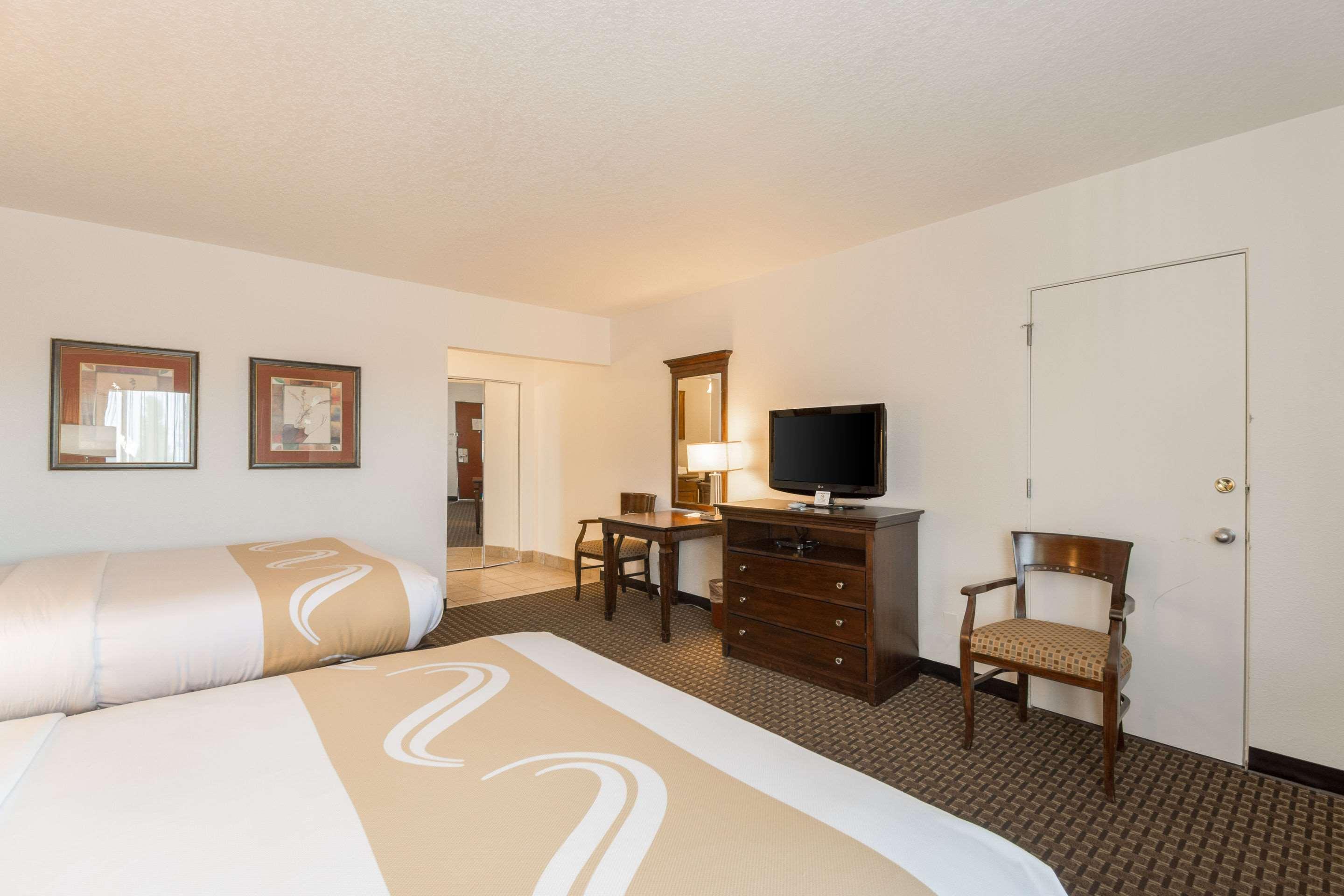 Quality Inn & Suites Airport Portland Eksteriør bilde